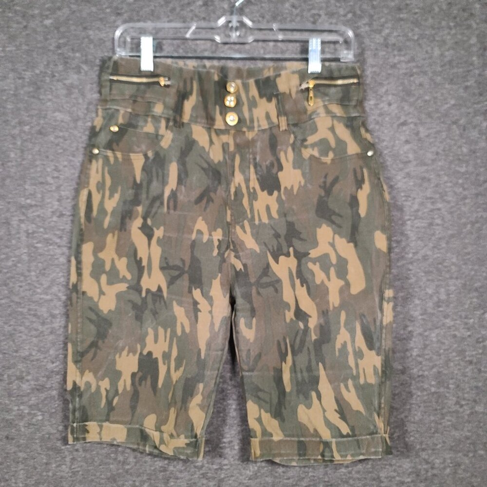 Kroix Denim Camo Women's Size 2X Bermuda Shorts